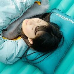 Подушка самонадувна Naturehike Sponge
