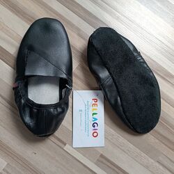 Черные чешки для детей, черные кожаные чешки 