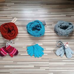 Перчатки или варежки и хомут