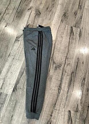 Cпортивні штани Adidas М Л   оригінал на флісі знижка