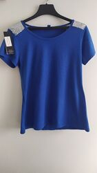 Футболка жіноча, Італія