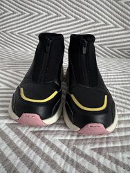 Ботинки/кросівки Zara