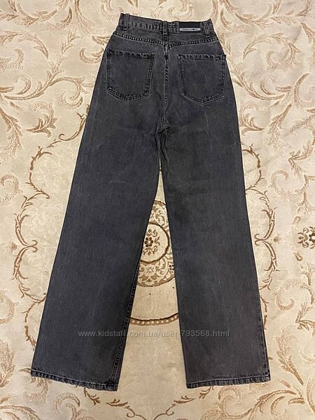 Джинси кльош, розмір 25.