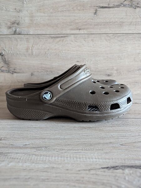 Шлепки сабо б/у Крокс Crocs Classic Clog M5 W7 37-38 р 23 см унисекс