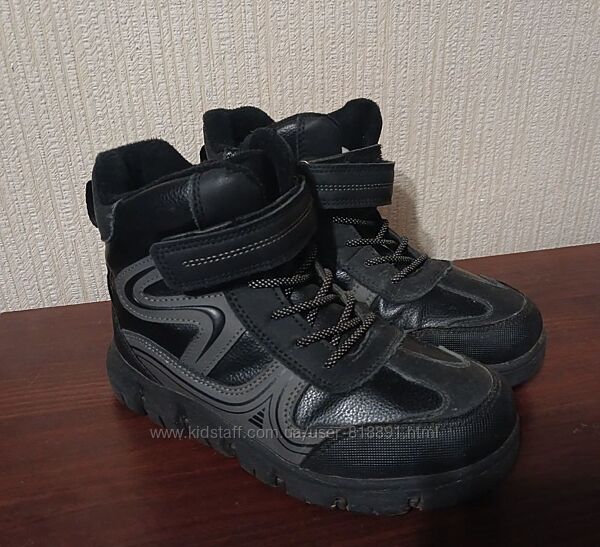 Теплі зимові черевики р. 35 устілка 22,5 см.