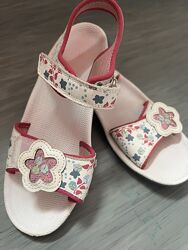 Сандалі Clarks 