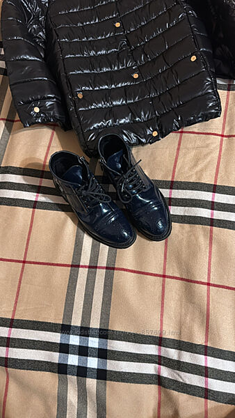 Розпродаж продаю класні ботіночки жіночі Оксфорди