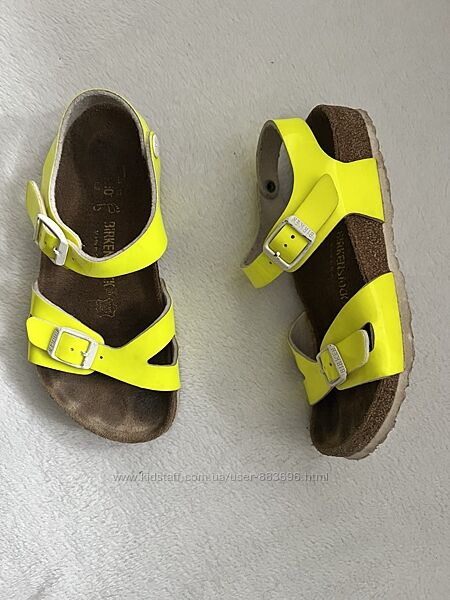 Босоніжки фірми birkenstock 33 розміру за устілкою 21 см. ортопед