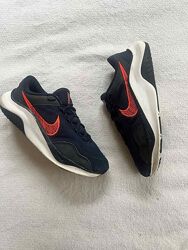 Кросівки фірми nike 40 розміру за устілкою 26 см.