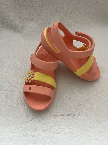 Сандали фирмы crocs размер c10 наш 17 внутри вся стелька 17 см.