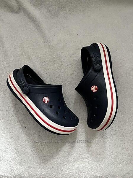 Кроксы фирмы crocs размер j3 по стельке 22 см наш 35