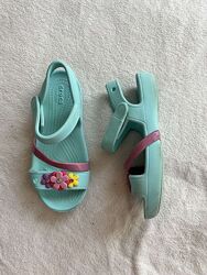 Босоножки фирмы Crocs размер С13 по стельке 19,5-20 см. наш 30-31