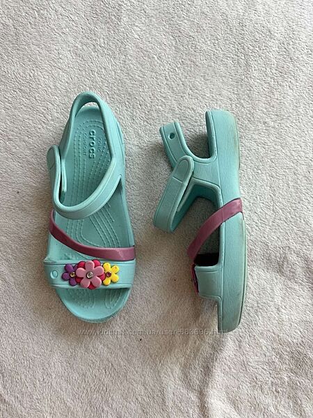 Босоножки фирмы Crocs размер С13 по стельке 19,5-20 см. наш 30-31