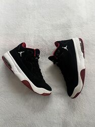 Кросівки хайтопи фірми jordan 38 розміру за устілкою 24,5 см.
