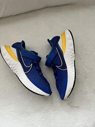 Кросівки фірми nike 35 розміру за устілкою 22,5 см.