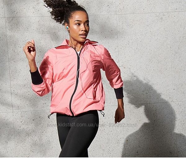 Якісна легка жіноча спортивна бігова вітровка, куртка від Tchibo Чібо, S-M