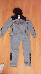 Спортивний костюм