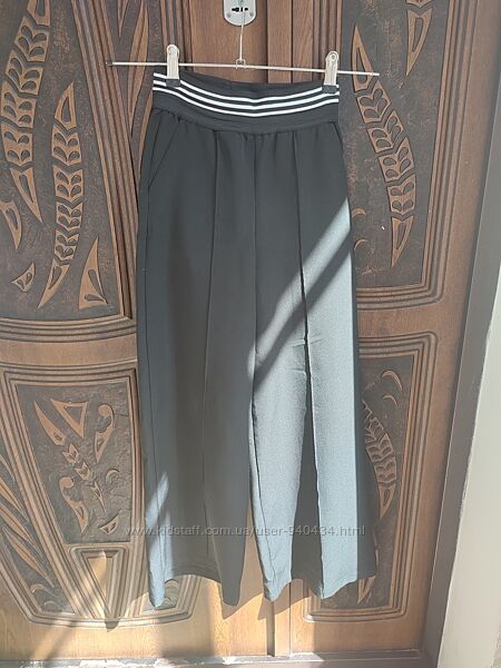 Шкільні брюки українського виробника на ріст 146