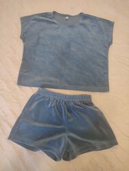 Домашній велюровий комплект з чотирьох речей на ріст 152