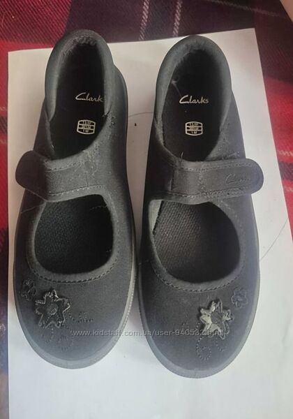 Нові балетки Clarks р. 32,5