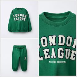 Zara костюм для хлопчикa  104,110