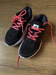 Продам літні кросівки adidas оригінал розмір 36 2/3