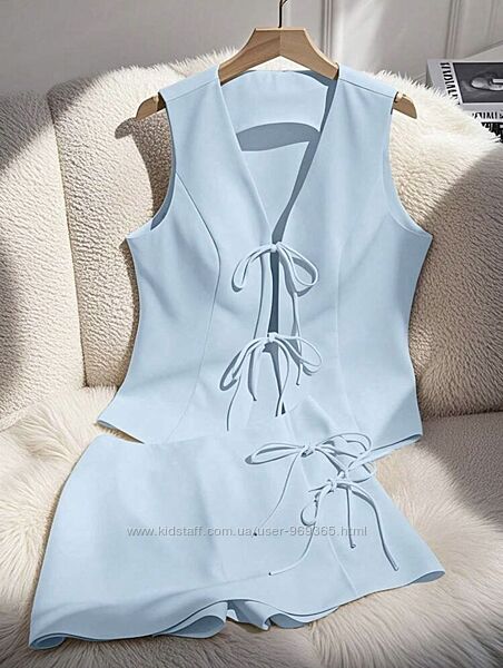 Жіночий костюм жилет та шорти, костюмка