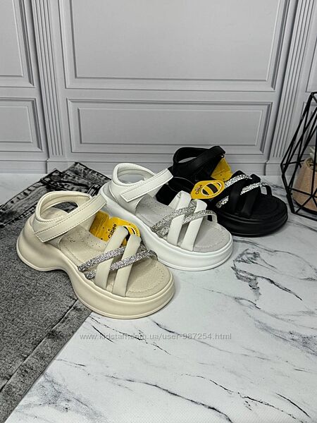 Босоніжки тм. Clibee