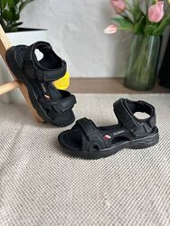 Босоніжки для хлопчиків від Clibee