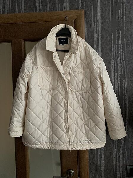 Класна стьобана куртка kiabi xl