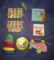 Дитячі розвиваючі іграшки