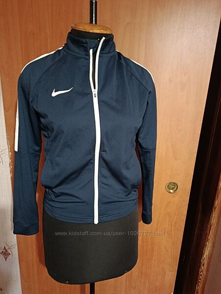 Спортивная кофта Nike Dri-Fit 146-158 рост