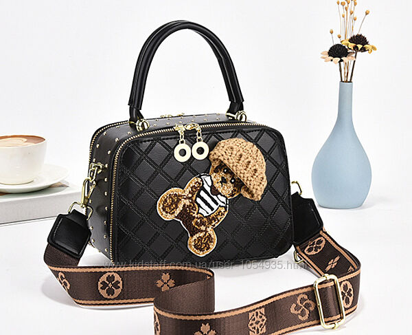 Маленька сумочка з ведмедиком мята, чорна