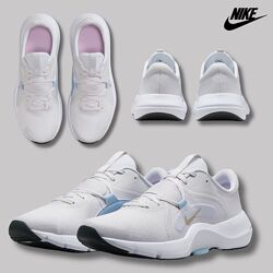 Легкі кросівки від nike