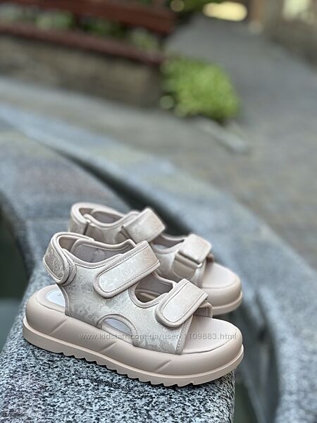 Босоніжки для дівчинки Tom. m р.33-38, КБ-798