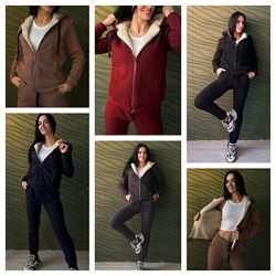 Жіночий зимовий спортивний костюм на хутрі від 42 до 52 розміру