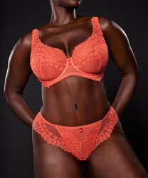 Труси жіночі стрінги від hunkemoller розмір євро хl.