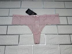 Трусики жіночі ніжно-рожеві стрінги hunkemoller.