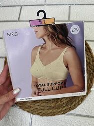 Арт.693 бюстгальтер без кісточок молочного кольору від marks & spencer.