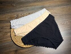 Трусики жіночі котонові 3шт від c&a розмір ХЛ.