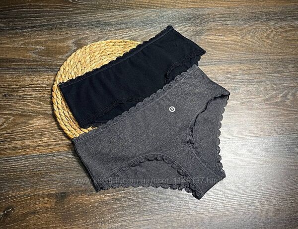 Трусики жіночі котонові 2шт від c&a розмір S.