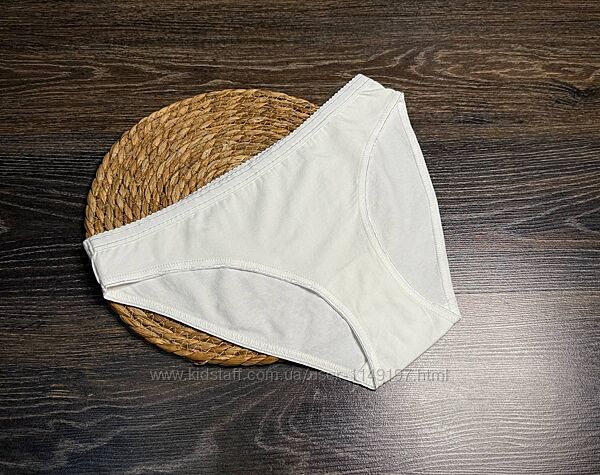 Арт.1328 жіночі трусики котонові білі сліпи від c&a.