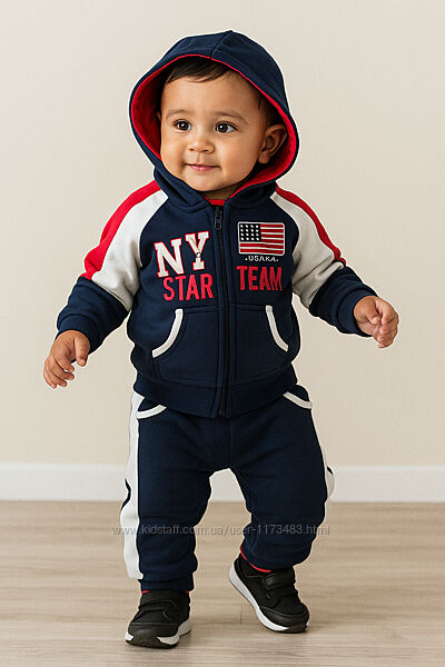 Теплий спортивний костюм на хлопчика 1 рік.