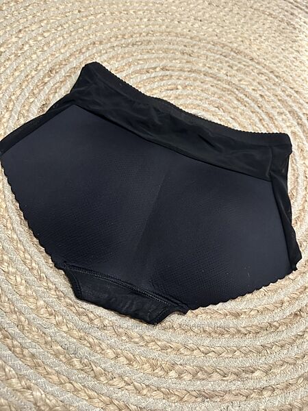 Высокие плавки трусы пуш ап