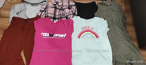 Пакет одягу для дівчини