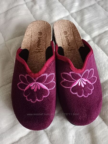 Класні капці  на повну ніжку