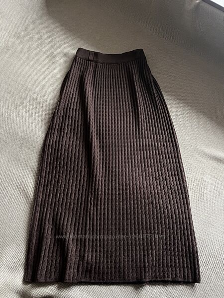 Вязана спідничка максі