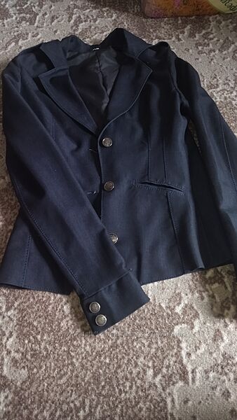 Джинсовий піджак на худеньких