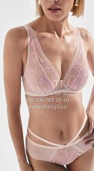 #6: Alles Glossy Iris