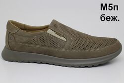 Мужские летние туфли  Clubshoes бежевые с перфорацией на резинке  
